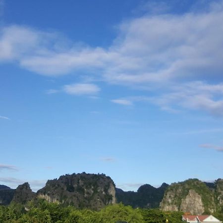 Quang Quang Garden Bonsai Homestay Ніньбінь Номер фото